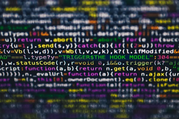 Código de programación en una pantalla.